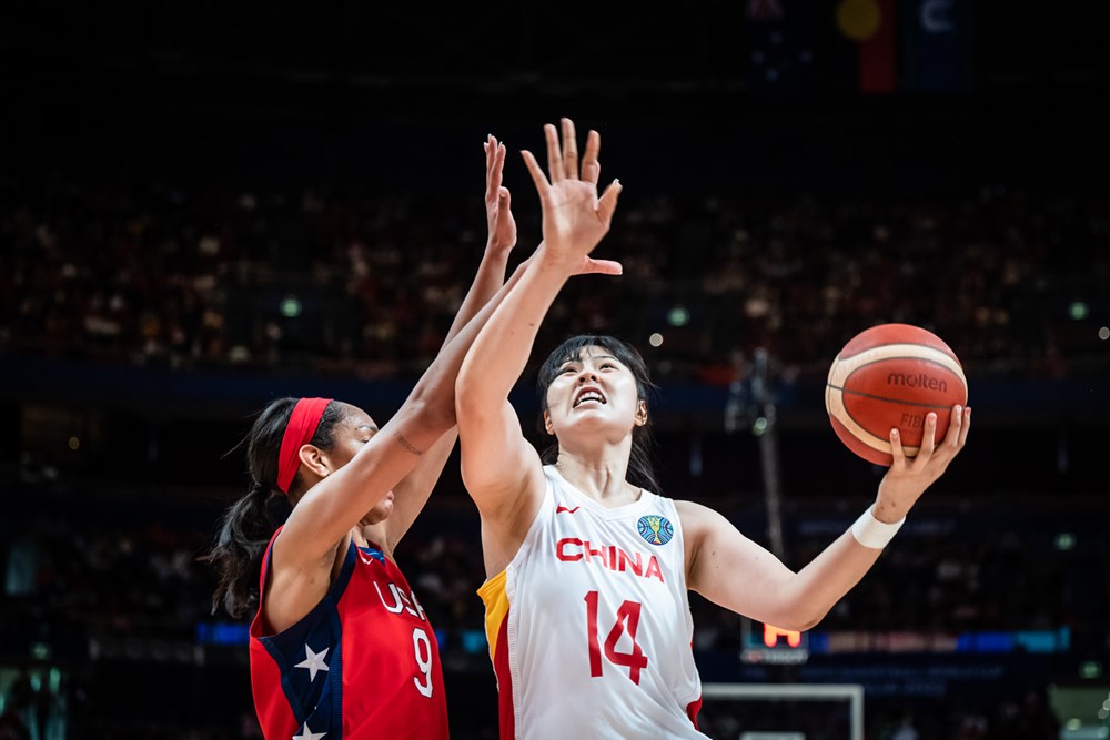 全力备战巴黎奥运会丨无畏挑战 中国女篮夺得2022年女篮世界杯亚军