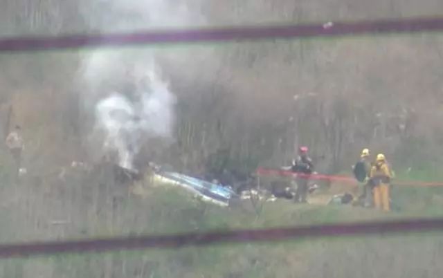 飞机坠机事故的视频_视频飞机坠毁_飞机坠机事件视频